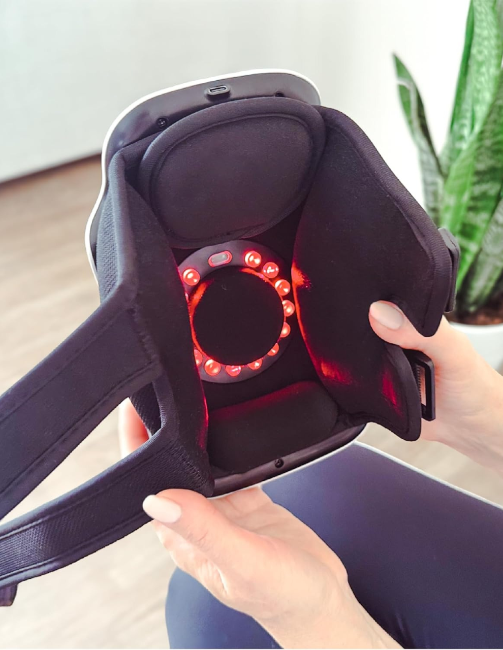 Revno™ Redlight Knee Massager